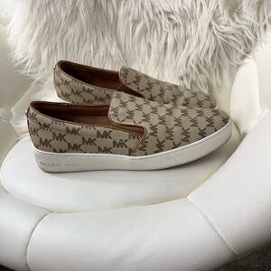 Michael Kors Beige and Brown Slip-On Shoes size 8